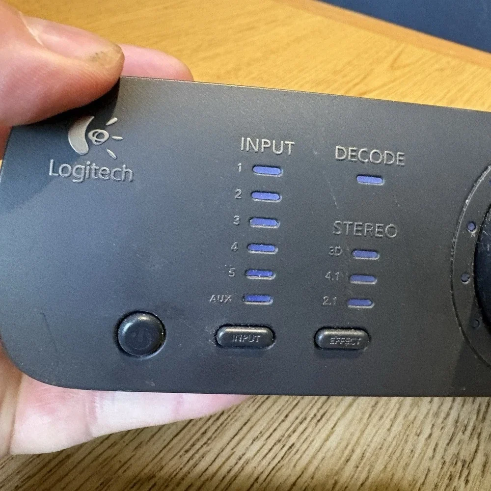 GENUINE Logitech Z906 5.1 Surround Sound Speaker System Control Console, Remote